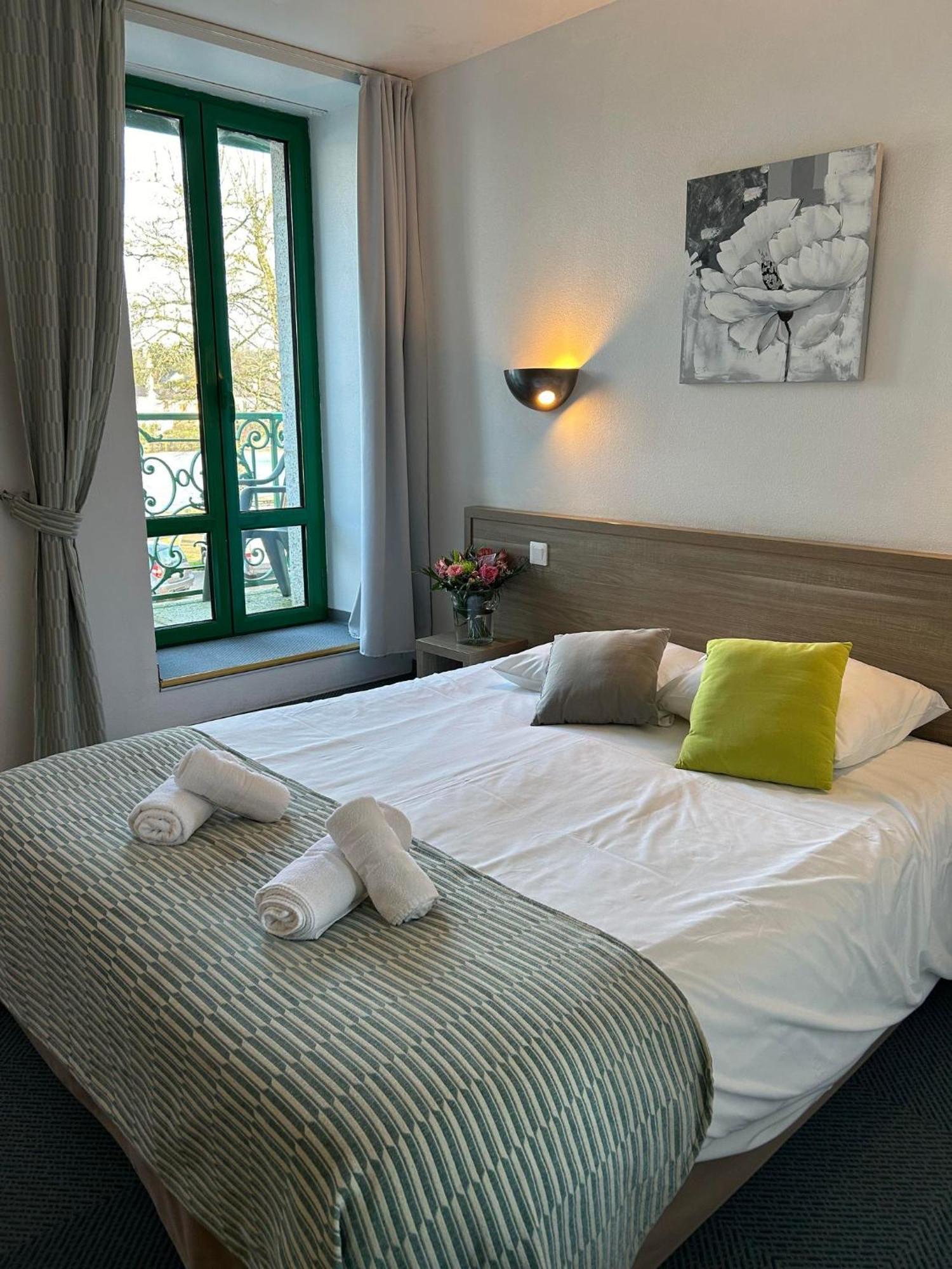 Hotel Du Lac Huelgoat Eksteriør billede