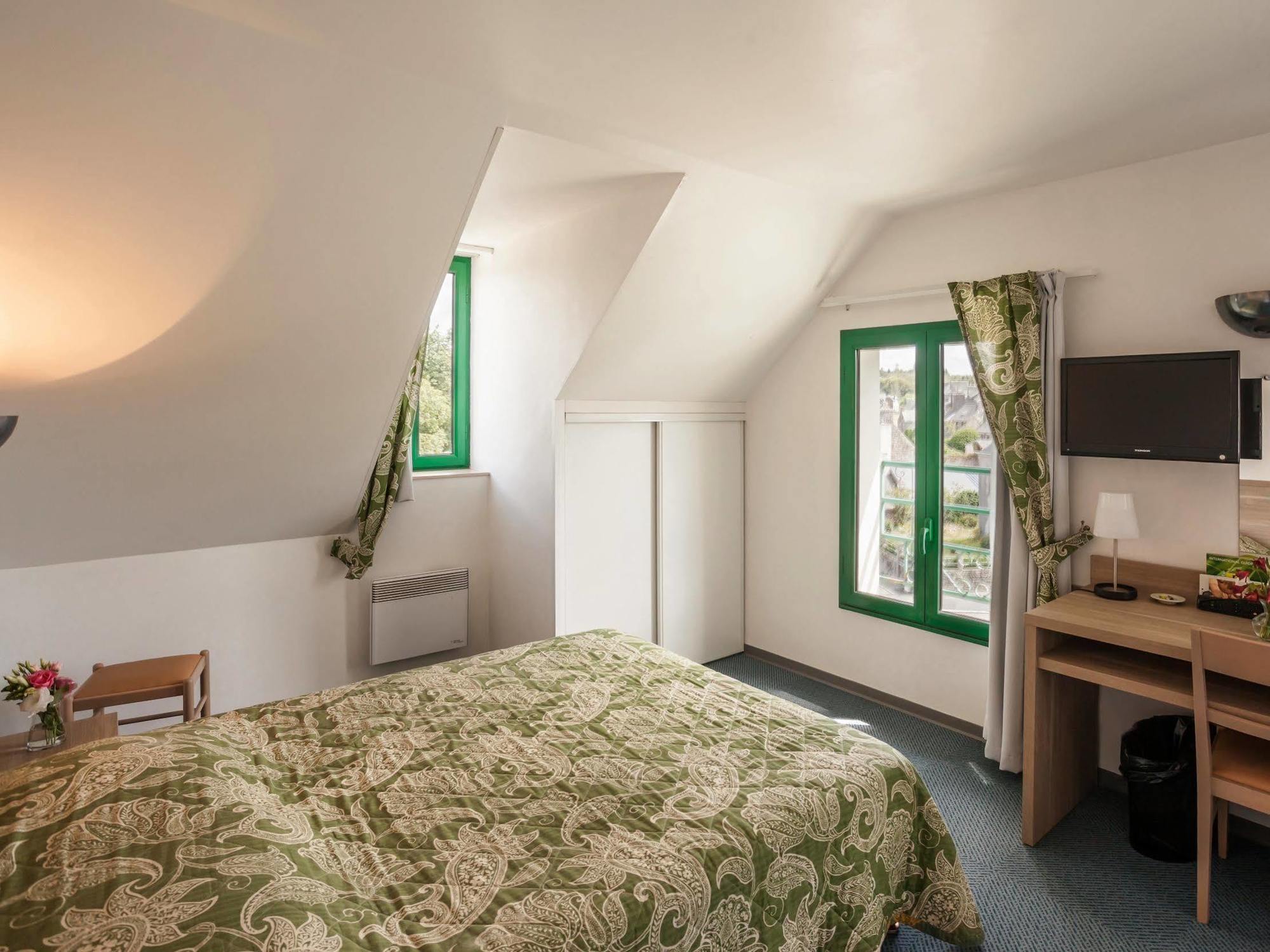 Hotel Du Lac Huelgoat Eksteriør billede