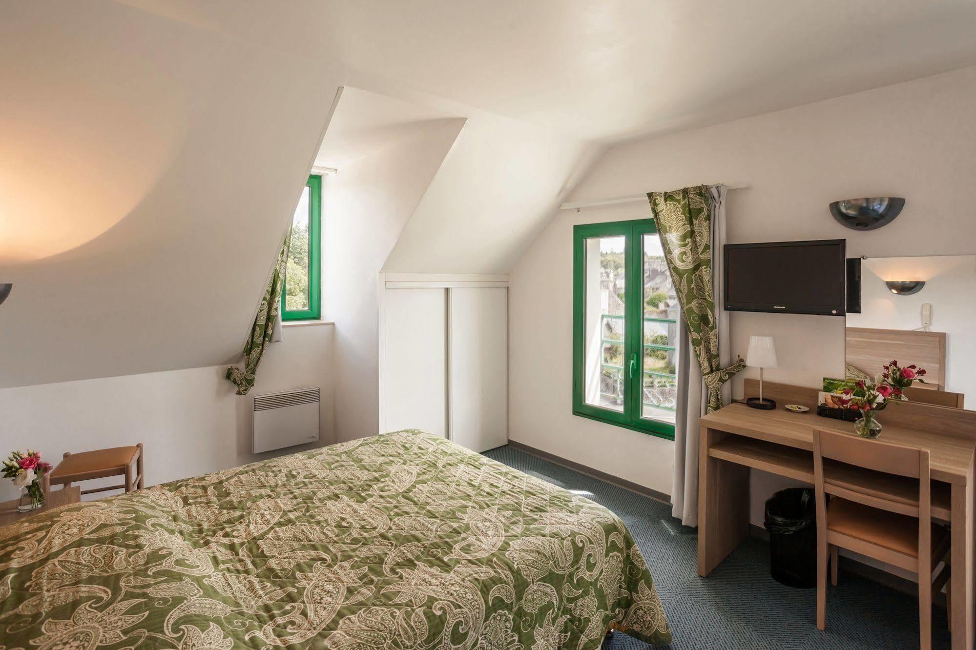 Hotel Du Lac Huelgoat Eksteriør billede