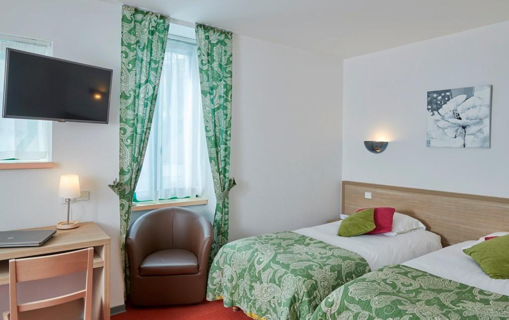 Hotel Du Lac Huelgoat Eksteriør billede
